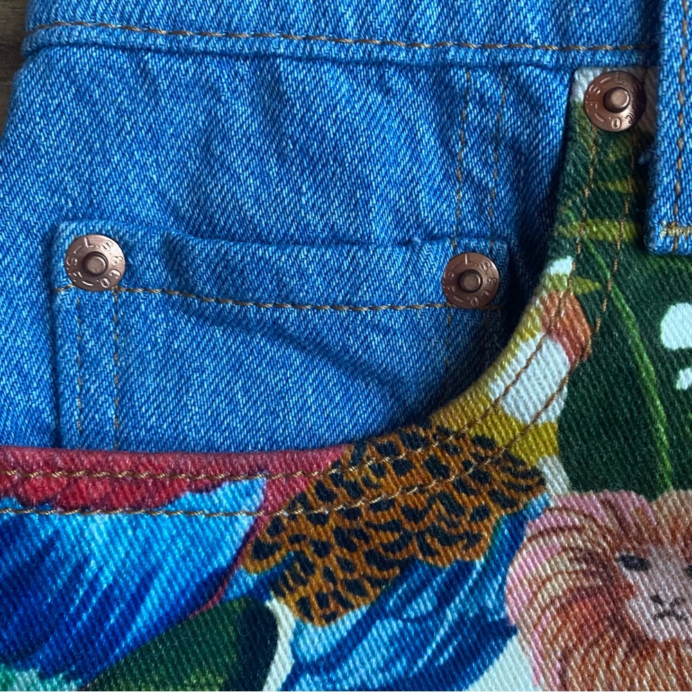 Levi's Farm Rio RARE Blue Animal Print Jean Ribcage Shorts - Picture 6 of 13